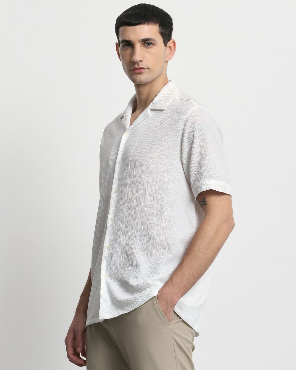 White Textured Plain  Relaxed Fit Casual Shirt