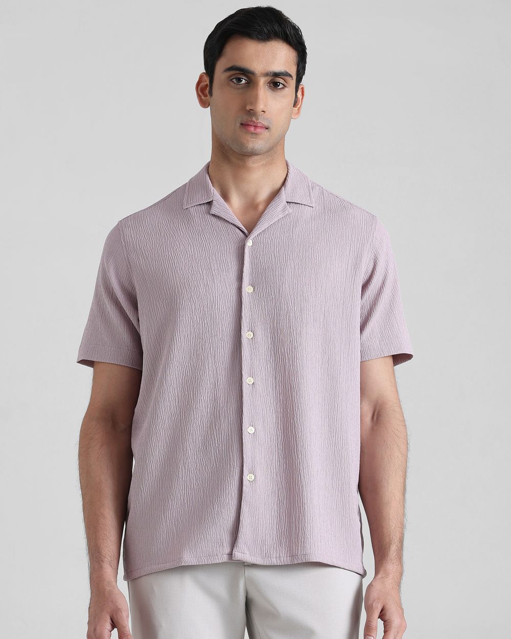 Lilac Textured Plain  Slim Fit Casual Shirt