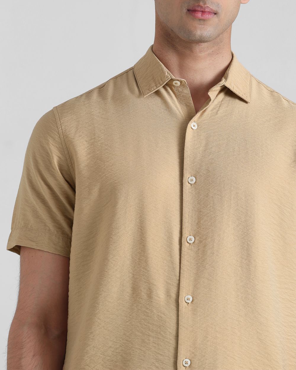Beige Textured Plain Slim Fit Casual Shirt