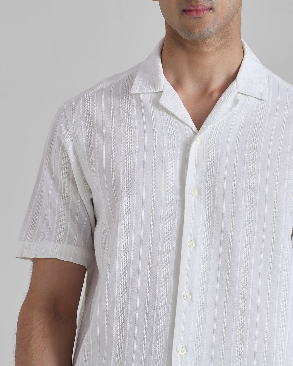White Textured Plain Relaxed Fit Casual Shirt
