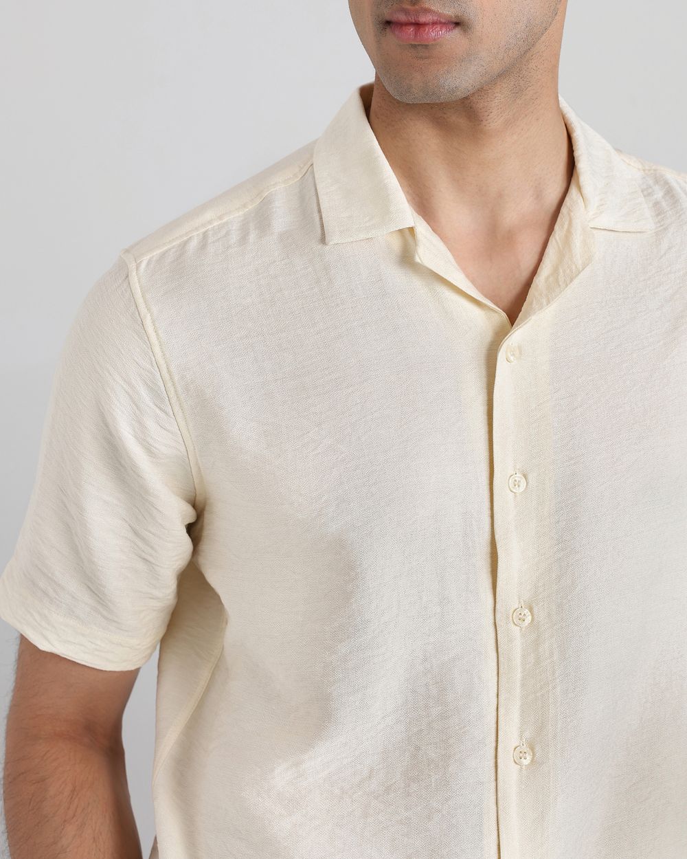 Off White Textured Plain Slim Fit Casual Shirt