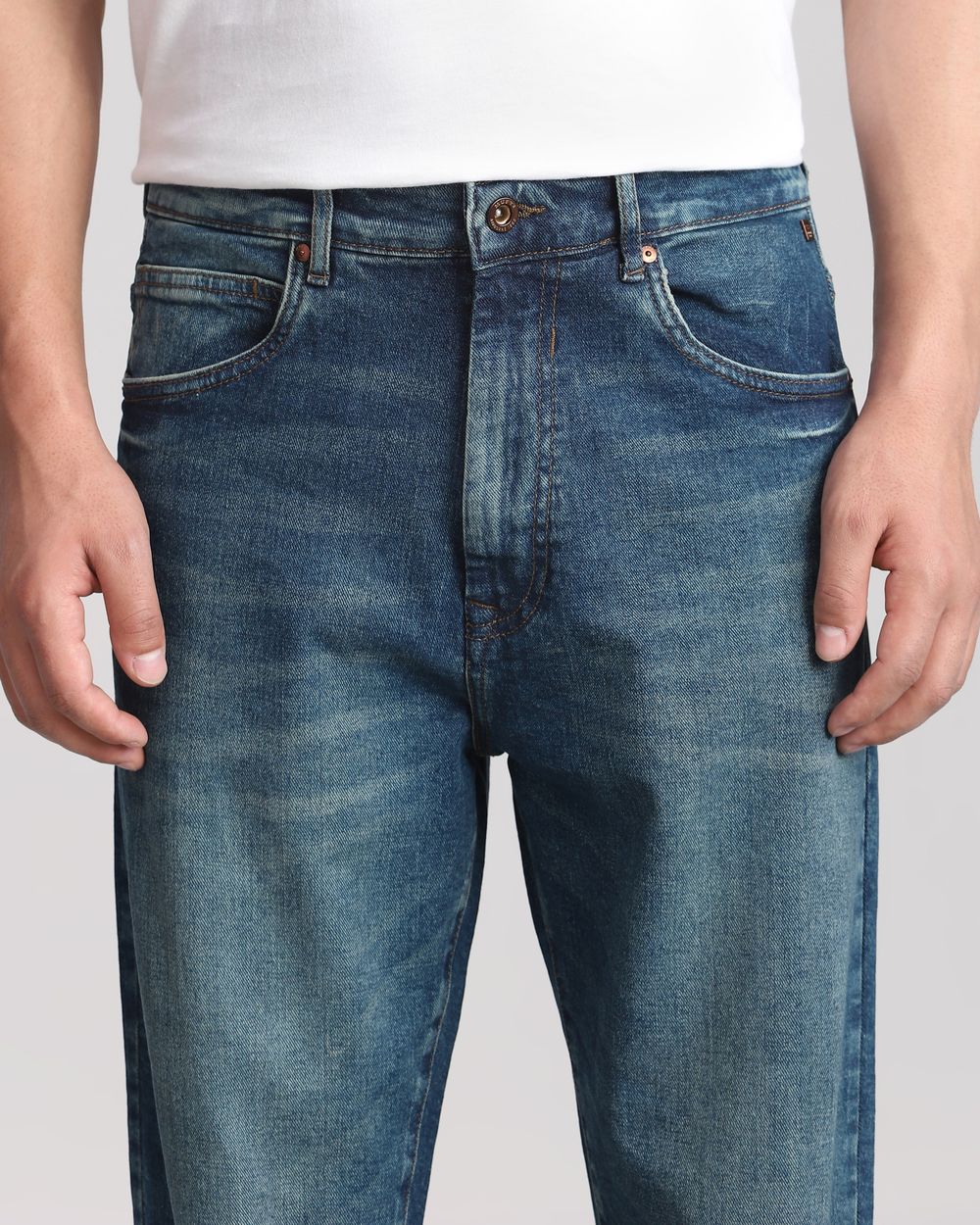 Tinted Loose Ankle Fit Originals Jeans