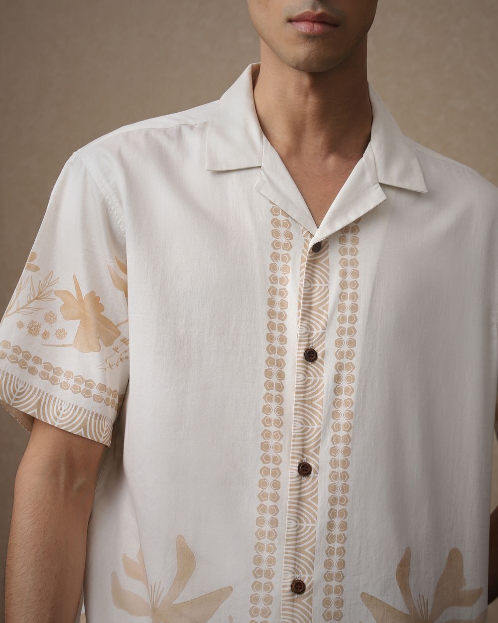 Off White Resort Print Loose Fit Casual Shirt