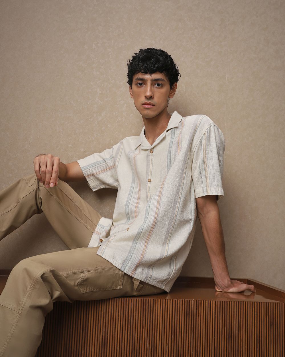 Off White Textured Stripe Loose Fit Casual Shirt