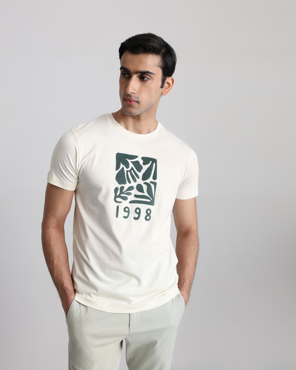Off White Graphic Slim Fit T-Shirt