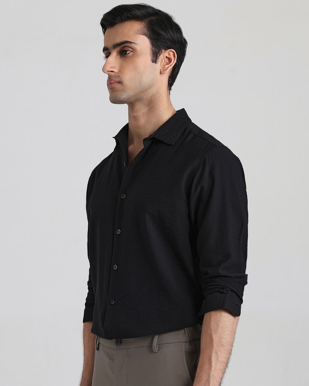 Black Textured Plain Slim Fit Casual Shirt
