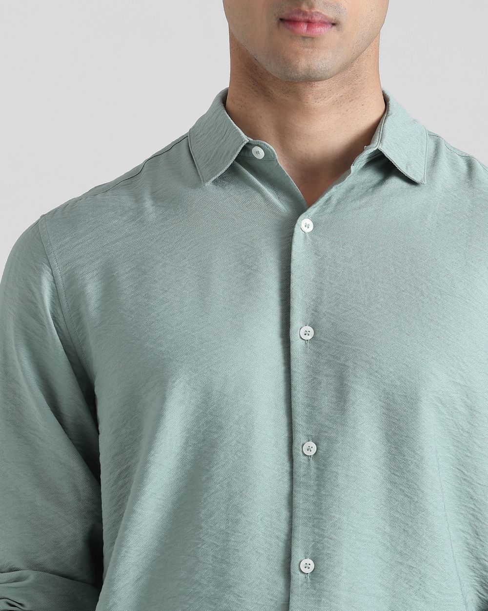 Green Textured Plain Slim Fit Casual Shirt