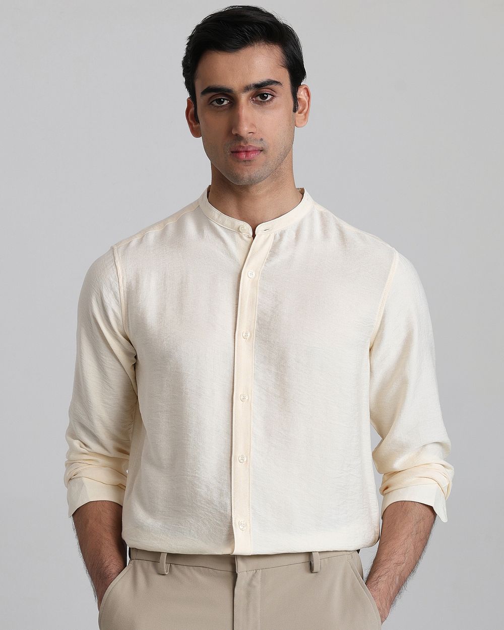 Off White Textured Plain Slim Fit Casual Shirt