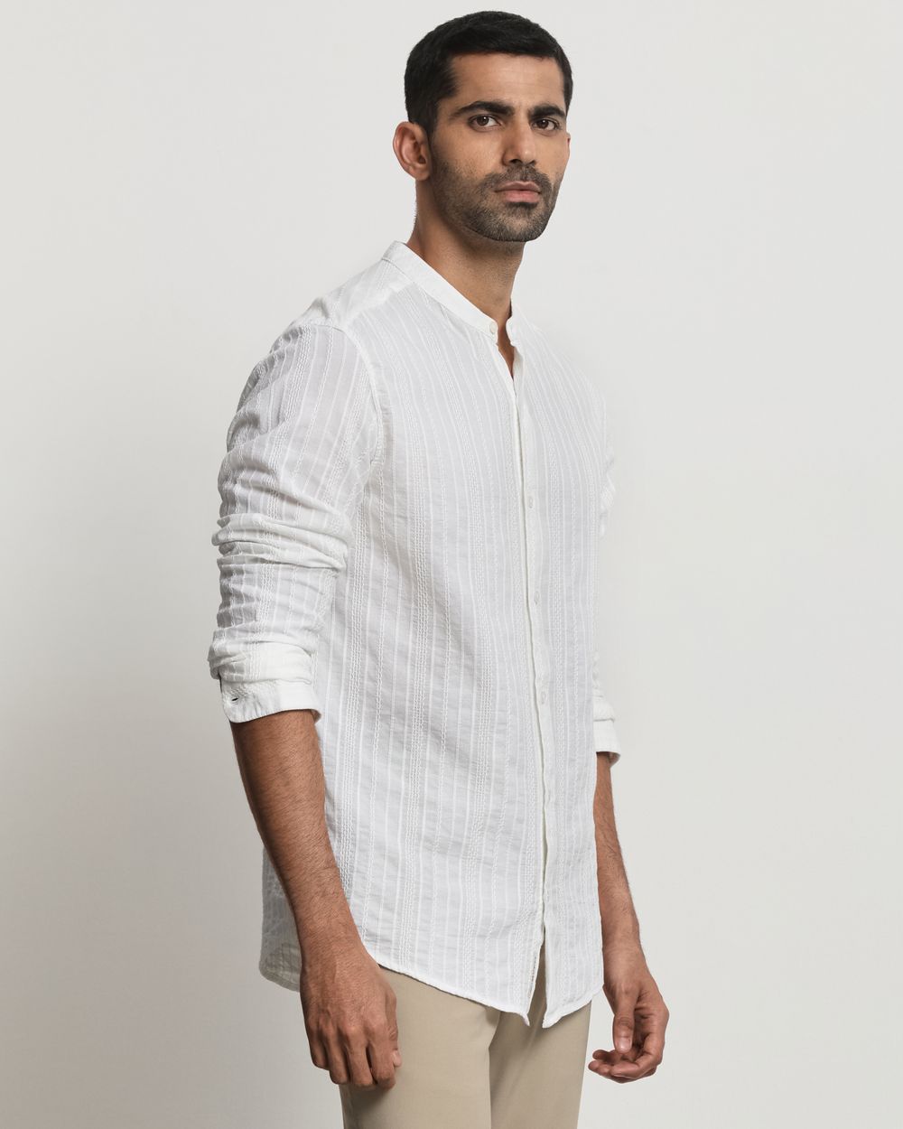 White Textured Plain Slim Fit Casual Shirt