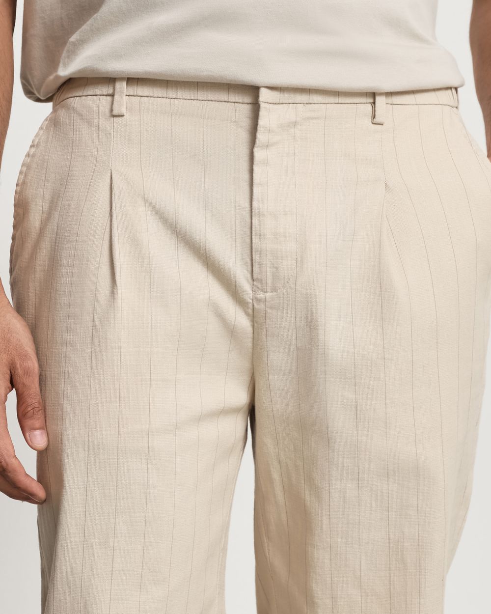 Beige Relaxed Tapered Fit Single Pleated Pants