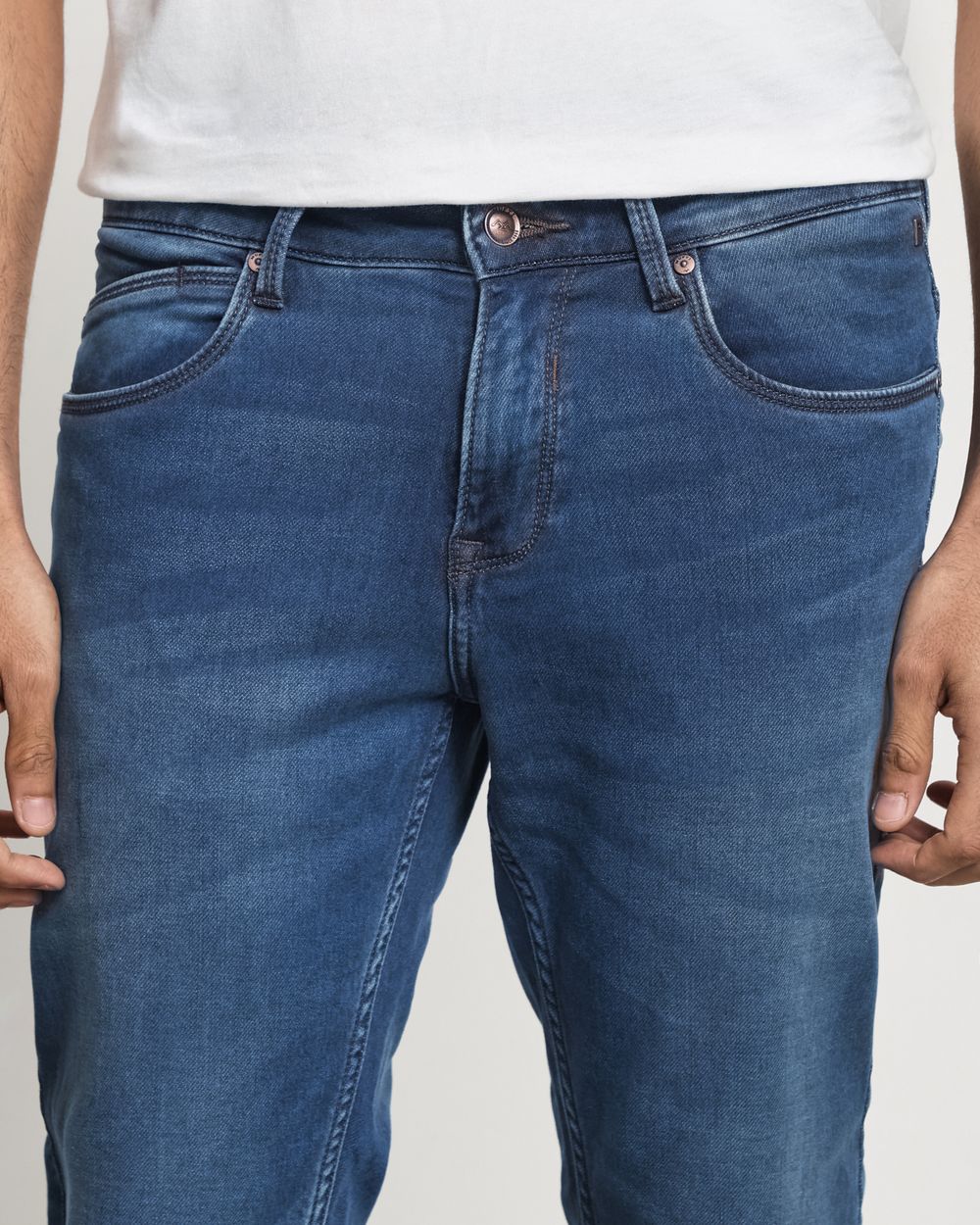 Mid Blue Ankle Length Denim Deluxe Jeans