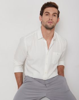 White Textured Plain Slim Fit Casual Shirt