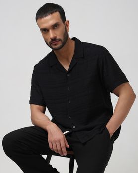 Black Textured Plain Relaxed Fit Casual Shirt
