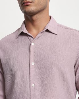 Lilac Textured Plain  Slim Fit Casual Shirt