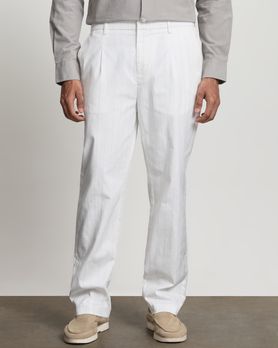Off White Relaxed Tapered Fit Single Pleated Pants